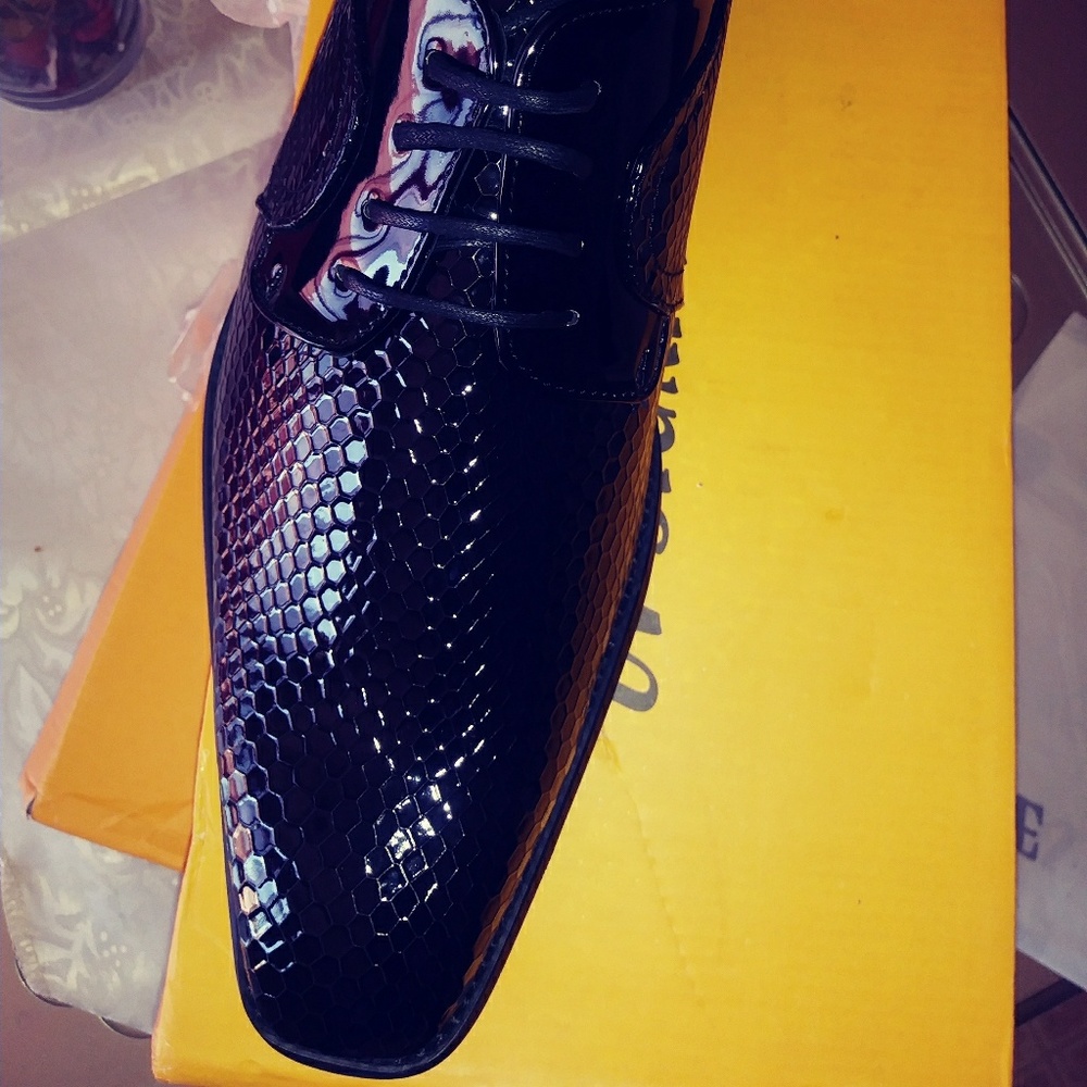 Black men shoe